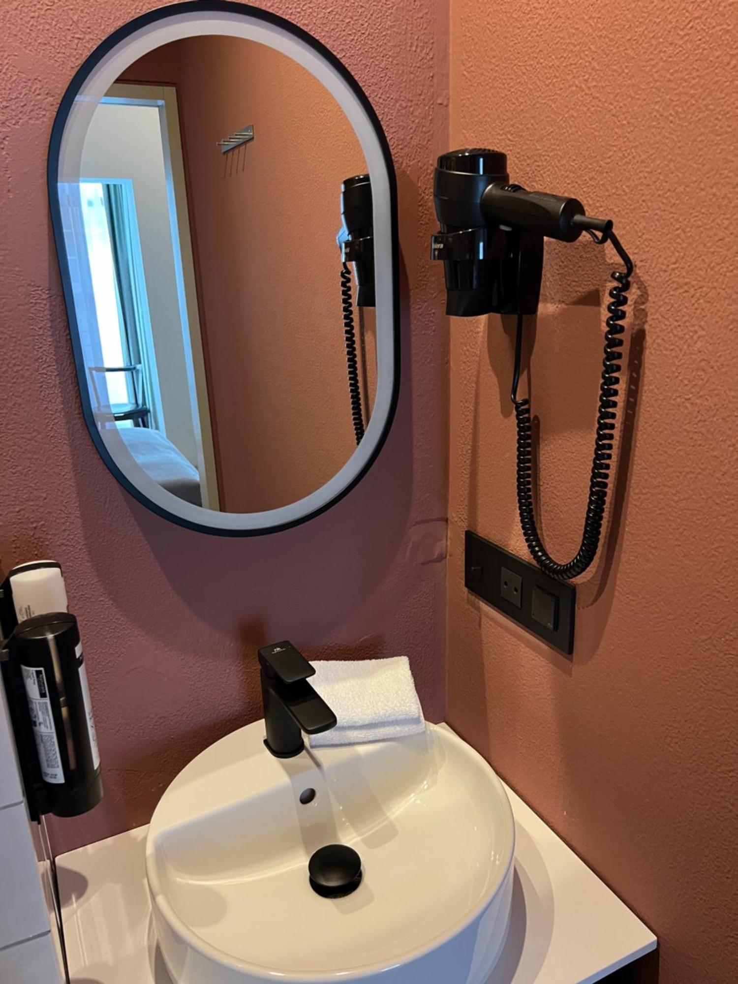 Lint Hotel Koeln Dış mekan fotoğraf